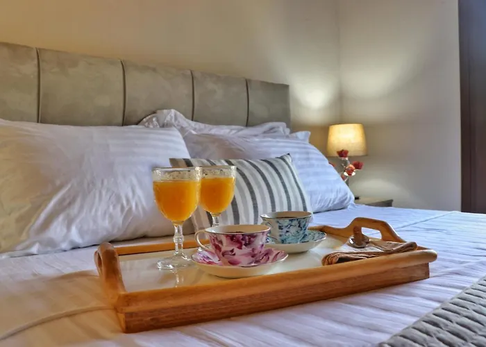 Luminous Sky Appartments 公寓